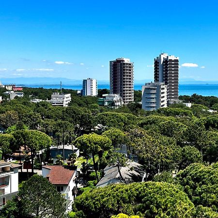 Penthouse Bellavista Apartment Lignano Sabbiadoro Bagian luar foto