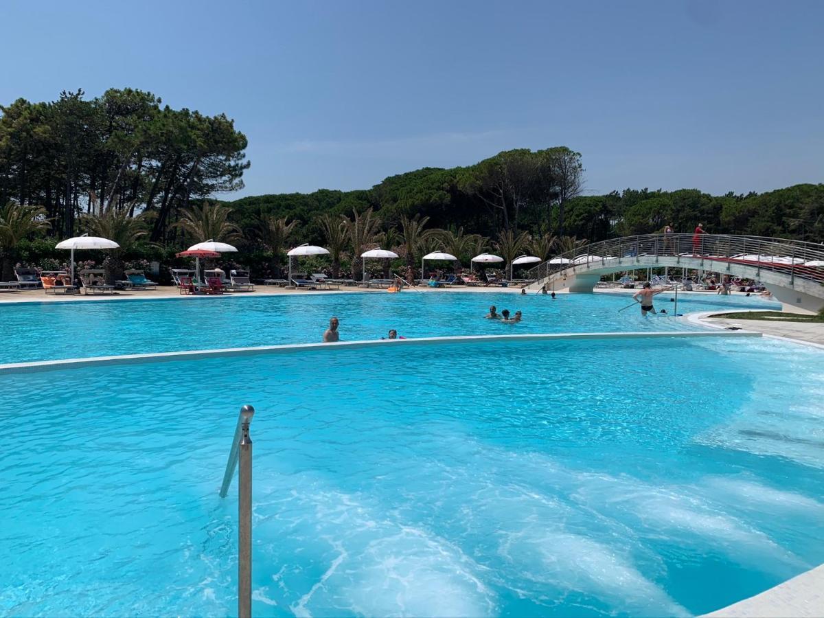 Penthouse Bellavista Apartment Lignano Sabbiadoro Bagian luar foto