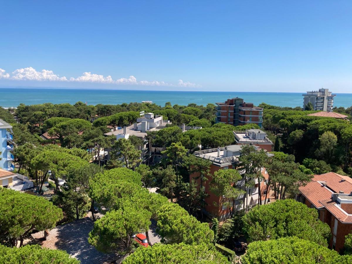 Penthouse Bellavista Apartment Lignano Sabbiadoro Bagian luar foto