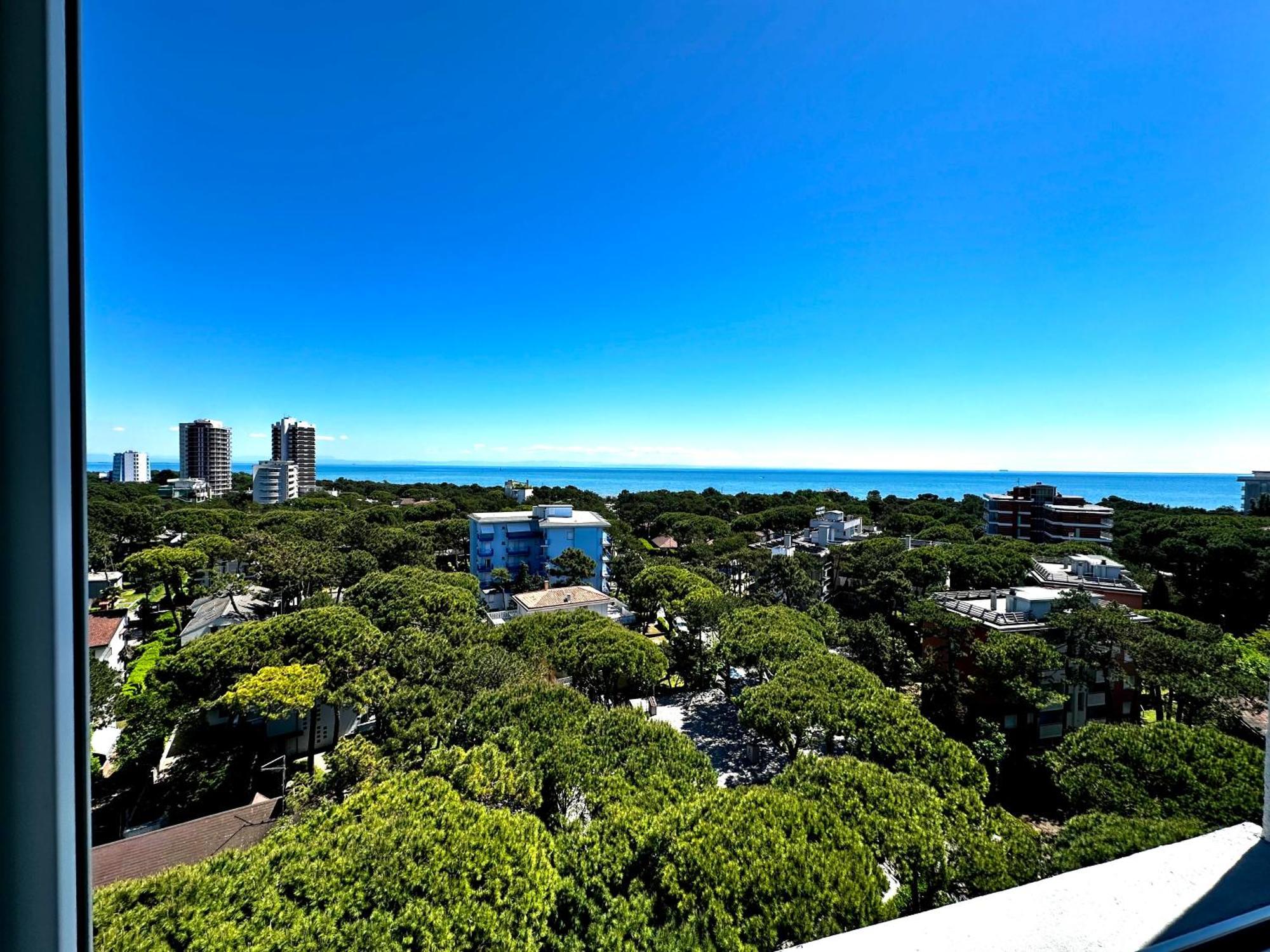 Penthouse Bellavista Apartment Lignano Sabbiadoro Bagian luar foto