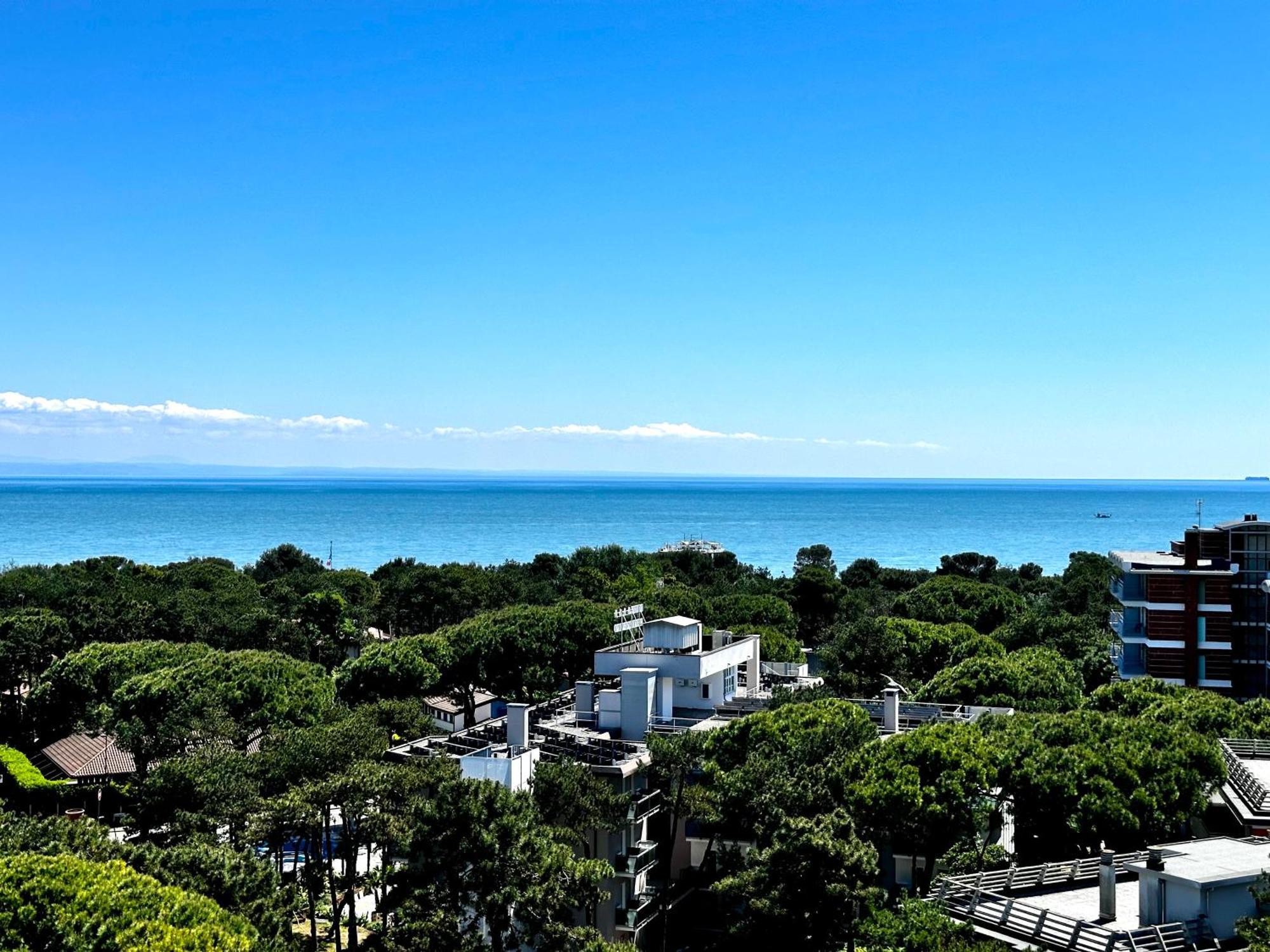 Penthouse Bellavista Apartment Lignano Sabbiadoro Bagian luar foto